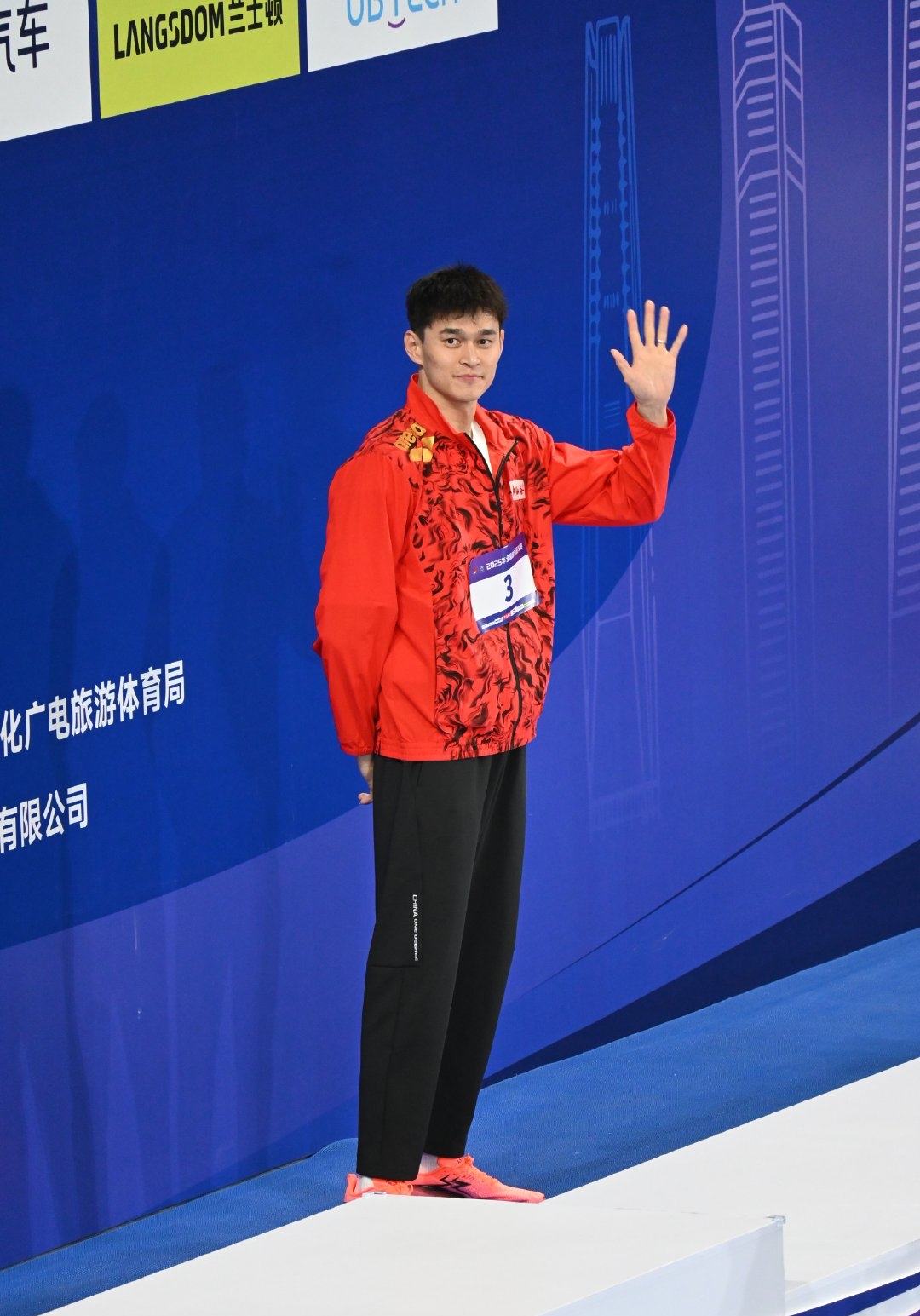 马拉松明星孙杨将宣布退役