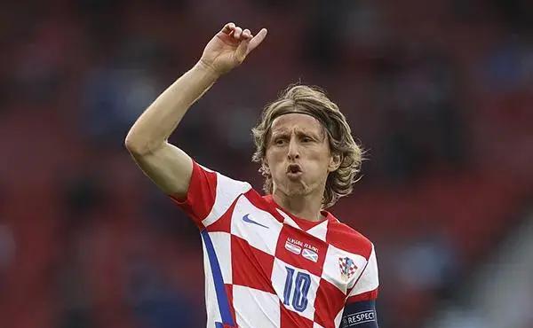 开云体育官方网站-西班牙力克克罗地亚，成功挺进四强