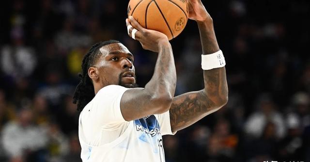 活塞内线球员表现糟糕,需加强训练 活塞内线球员表现糟糕,需加强训练