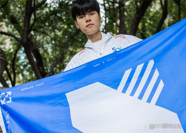 100T险胜TES，Deft完成史诗逆转淘汰赛3:0（釜山）