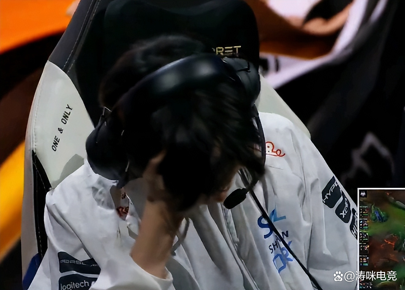 开云平台-JDG横扫EDG，Deft完成史诗逆转四强赛3:0（北京）