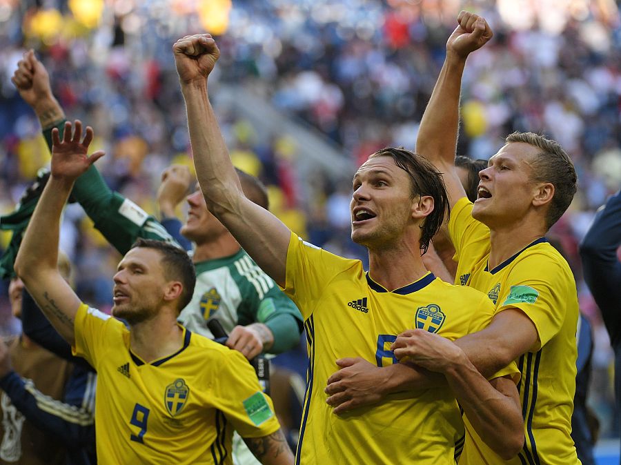 开云体育登录-英格兰队碾压瑞典队，奥恰洛夫扛起全队